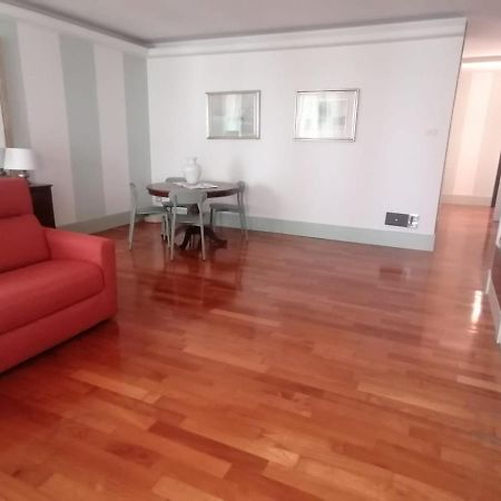 Le Finestre Sugli Ulivi Apartamento Desenzano del Garda Exterior foto