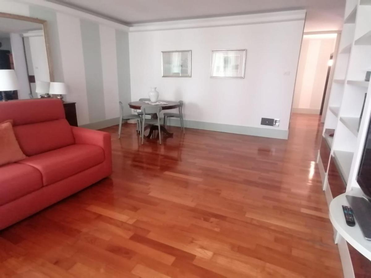 Le Finestre Sugli Ulivi Apartamento Desenzano del Garda Exterior foto