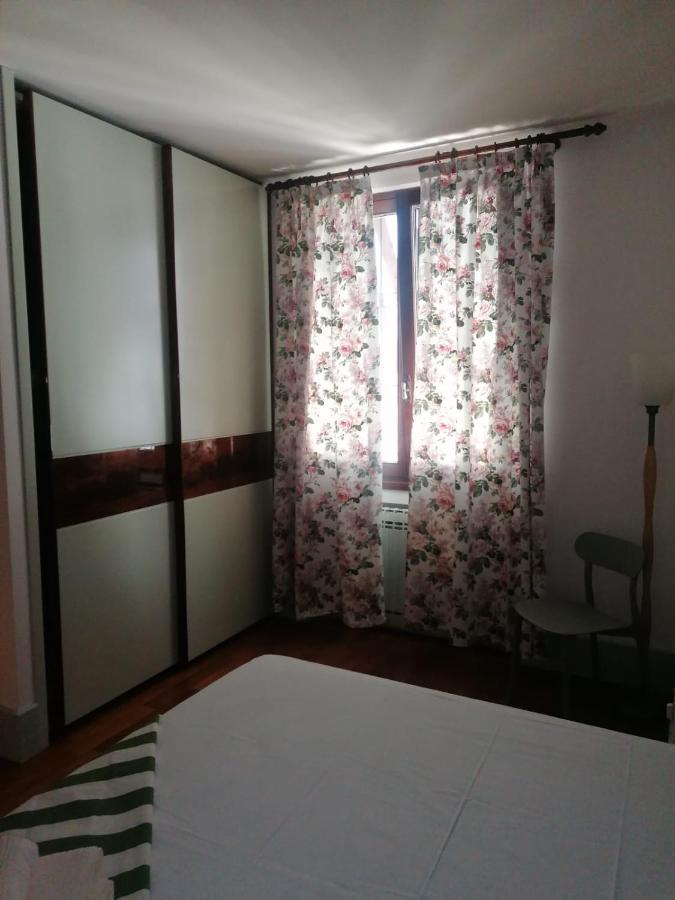 Le Finestre Sugli Ulivi Apartamento Desenzano del Garda Exterior foto