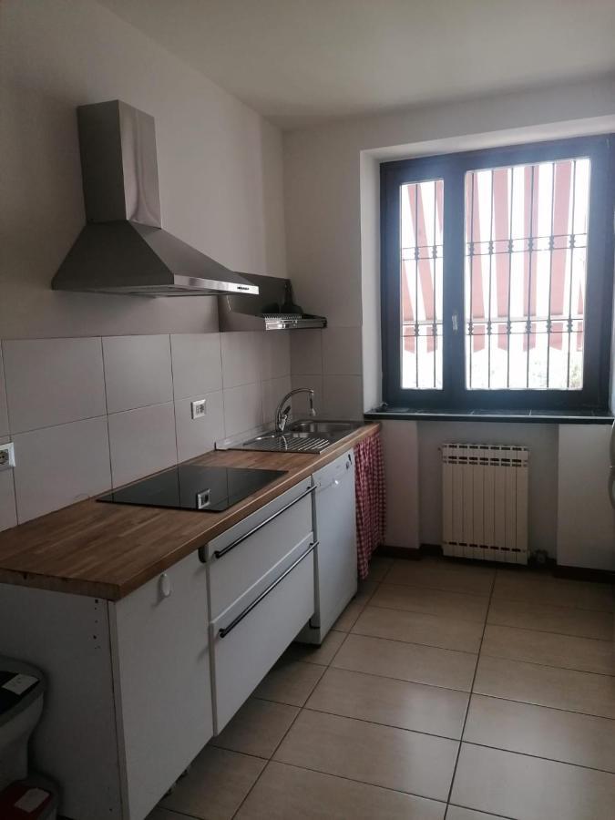 Le Finestre Sugli Ulivi Apartamento Desenzano del Garda Exterior foto