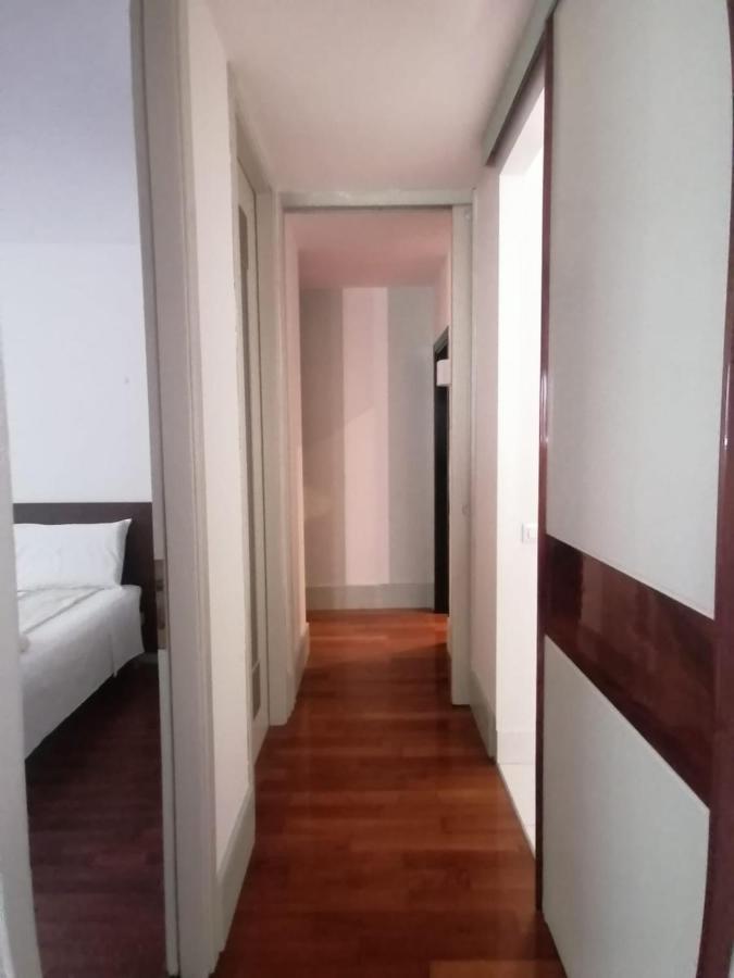 Le Finestre Sugli Ulivi Apartamento Desenzano del Garda Exterior foto